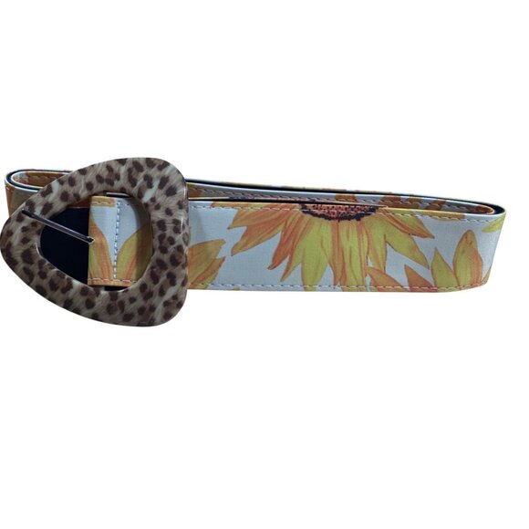 Plus Size Half Sleeve Button Up Sunflowers Jumpsuit  2X - Picture 4 of 5